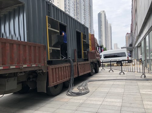 海南柴油发电机空气滤清器在不同季节的更换周期是否有差异？
