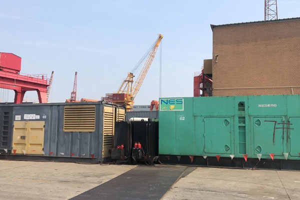 海南发电机出租空气滤清器的清洁频率是多少？