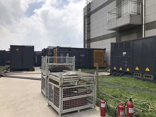 海南除了定期检查，还有哪些方法可以及时发现接触式转速表探头的磨损？