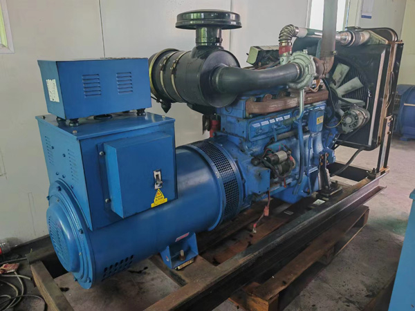 海南100kW柴油发电机组使用多级机油有哪些优缺点？